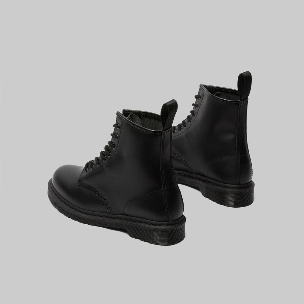 DR MARTENS 8 EYE BOOT