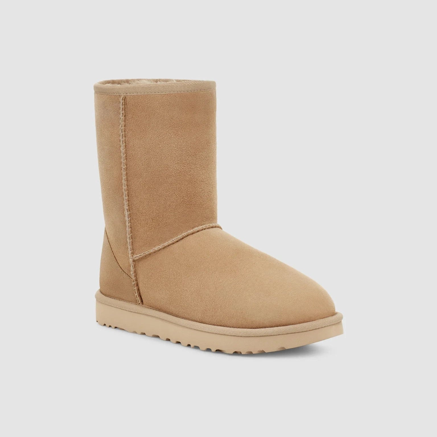 UGG CLASSIC SHORT II