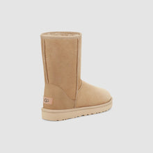 UGG CLASSIC SHORT II