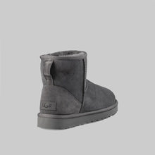 UGG CLASSIC MINI II