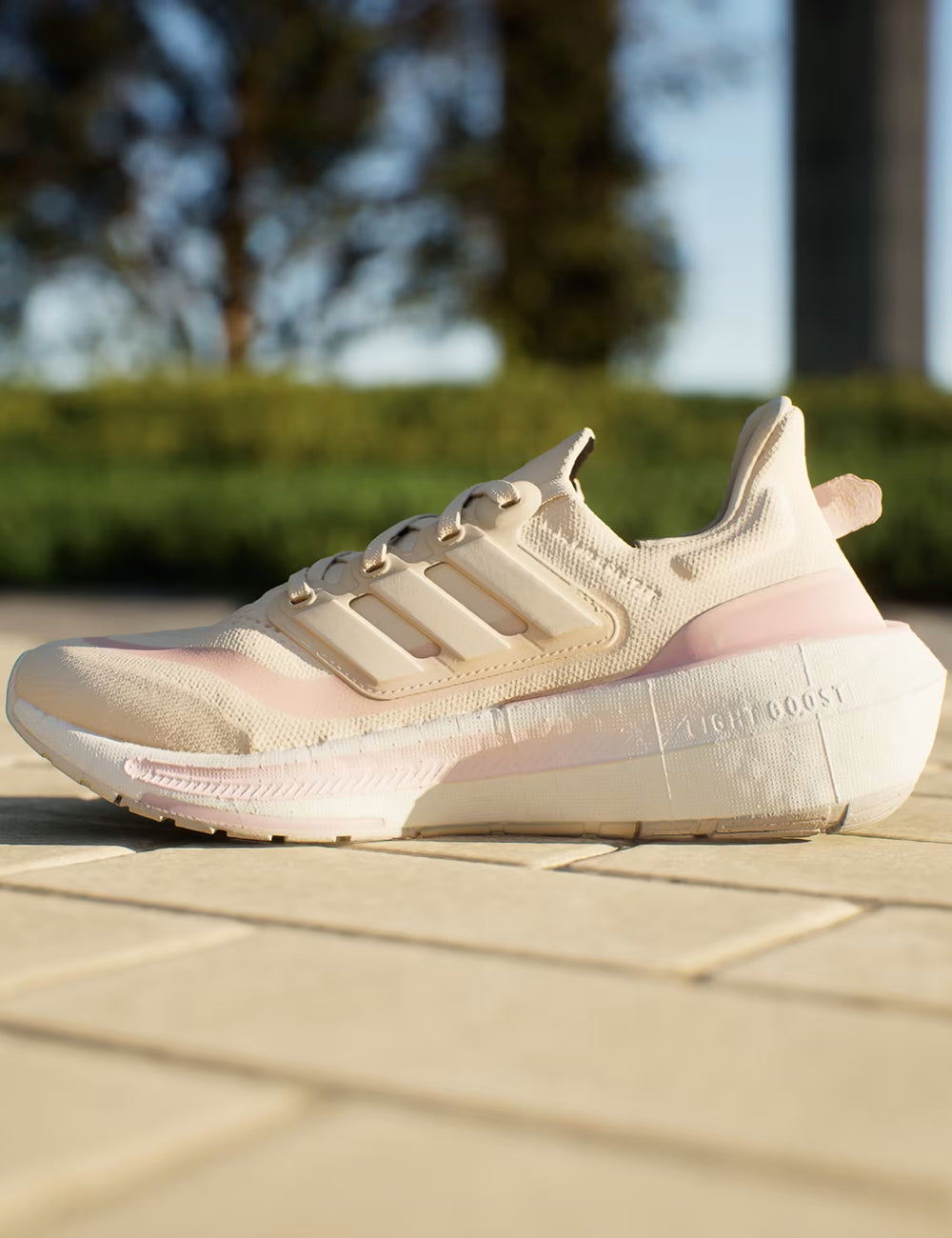 ADIDAS ORIGINALS ULTRABOOST LIGHT W