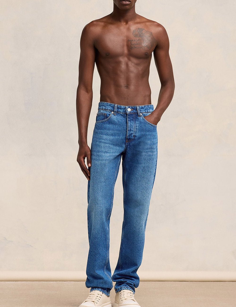 AMI PARIS CLASSIC FIT JEANS